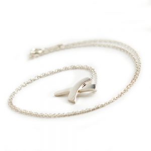 Tiffany & Co. Silver Kiss necklace - Image 3