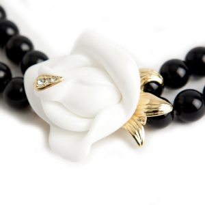 Kenneth Jay Lane Black Pearled necklace - Image 3