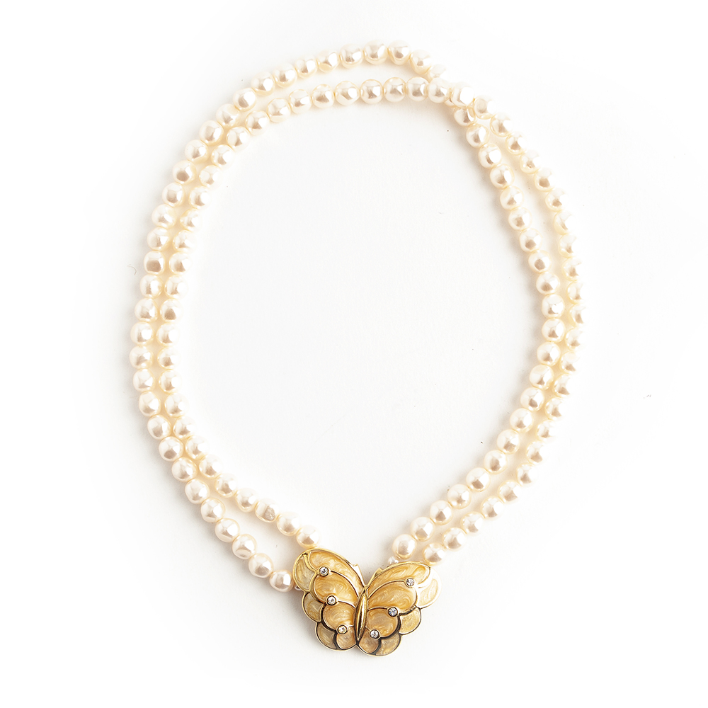 IMG_0165 Kenneth Jay Lane Butterfly necklace - Image 1