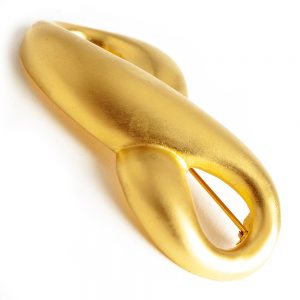 Givenchy Intertwine M brooch - Image 3