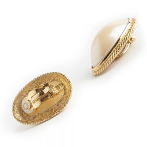 Givenchy Pearl earrings - Image 3