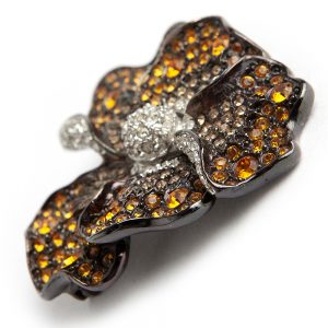 Kenneth Jay Lane Flower brooch - Image 2
