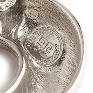 Givenchy Akira brooch - Image 3