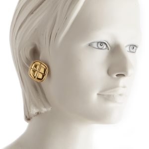 Chanel Diamanta earclips - Image 4