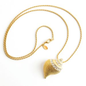 Kenneth Jay Lane Shell necklace