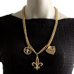 Givenchy Shield necklace - Image 4