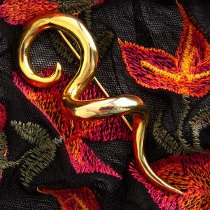 Givenchy Khur brooch - Image 4