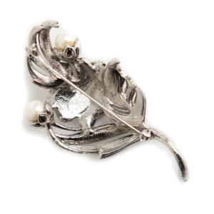 Kenneth Jay Lane Flower brooch - Image 7