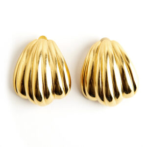 Givenchy Shell earclips
